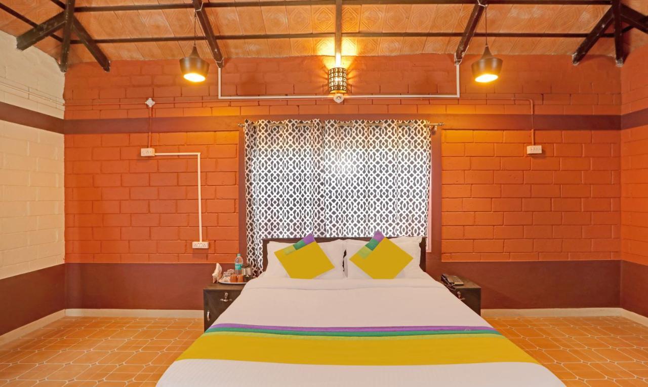 Hotel Allaranda Homestay Мадікері Екстер'єр фото